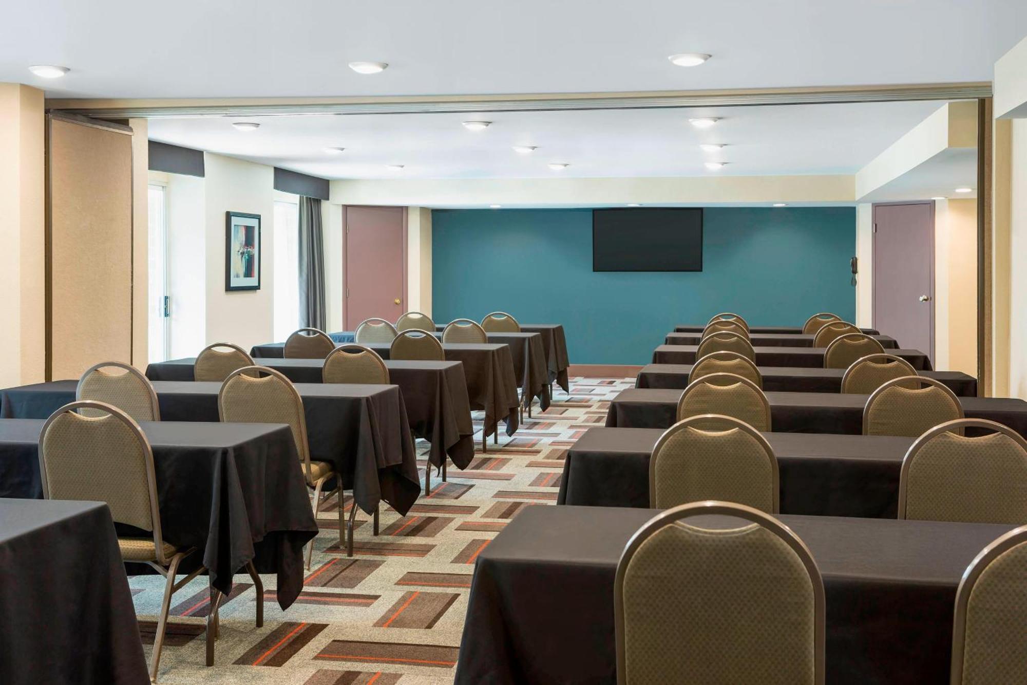 Four Points By Sheraton Buffalo Grove מראה חיצוני תמונה